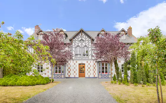 VILLA SUR LE QUAI – Deauville