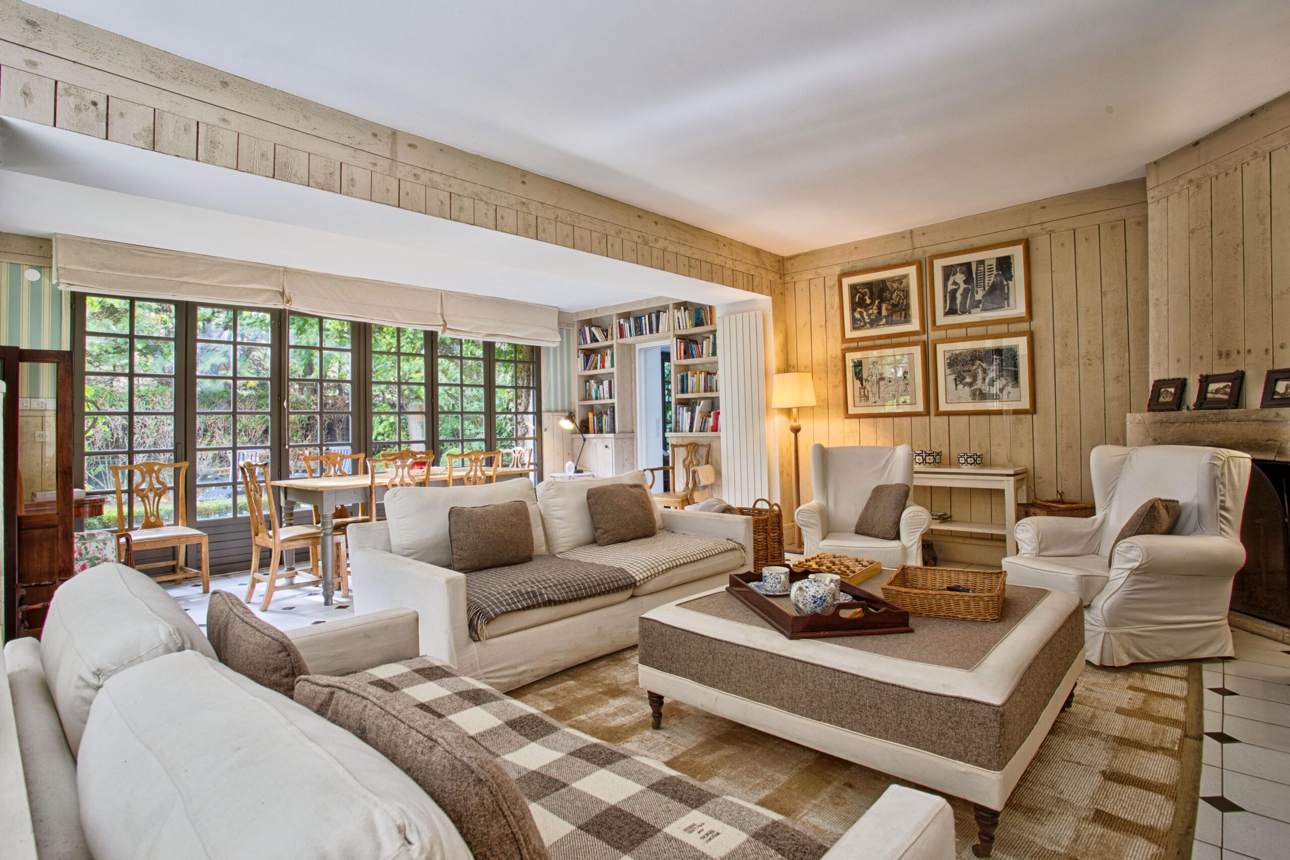 Salon vue extérieurs