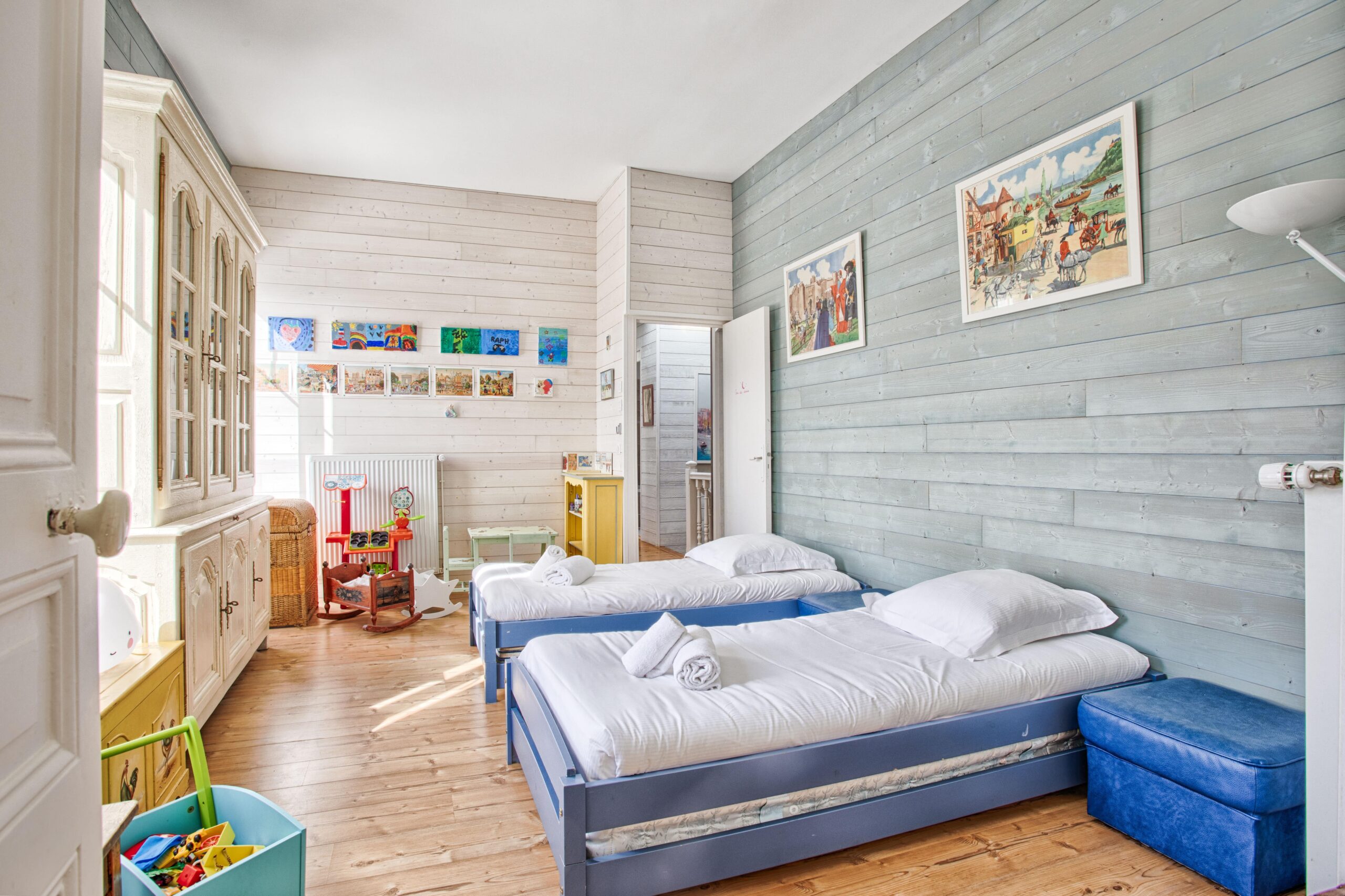 Chambre deux lits simples